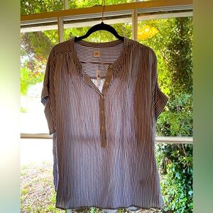 NWT GAP Blouse!